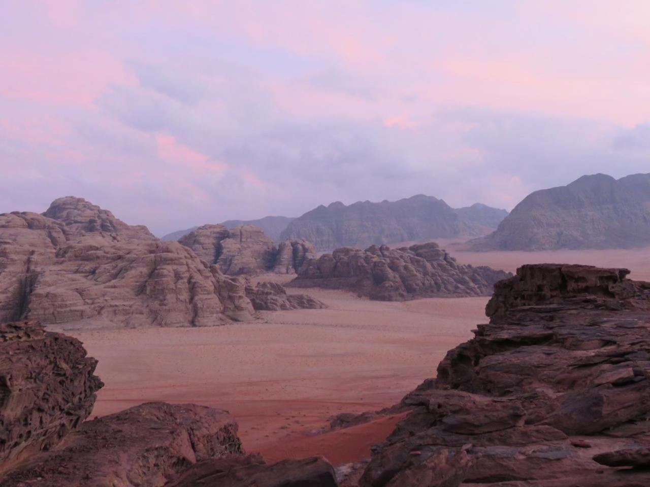 Desert Rock Camp Wadi Rum Exteriér fotografie