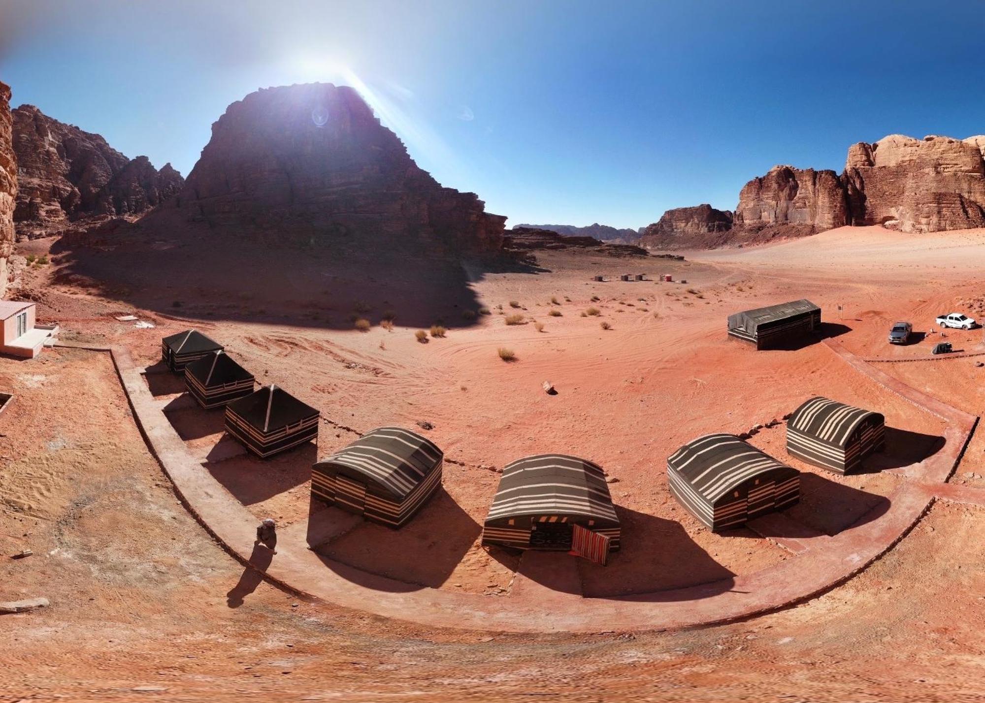 Desert Rock Camp Wadi Rum Exteriér fotografie