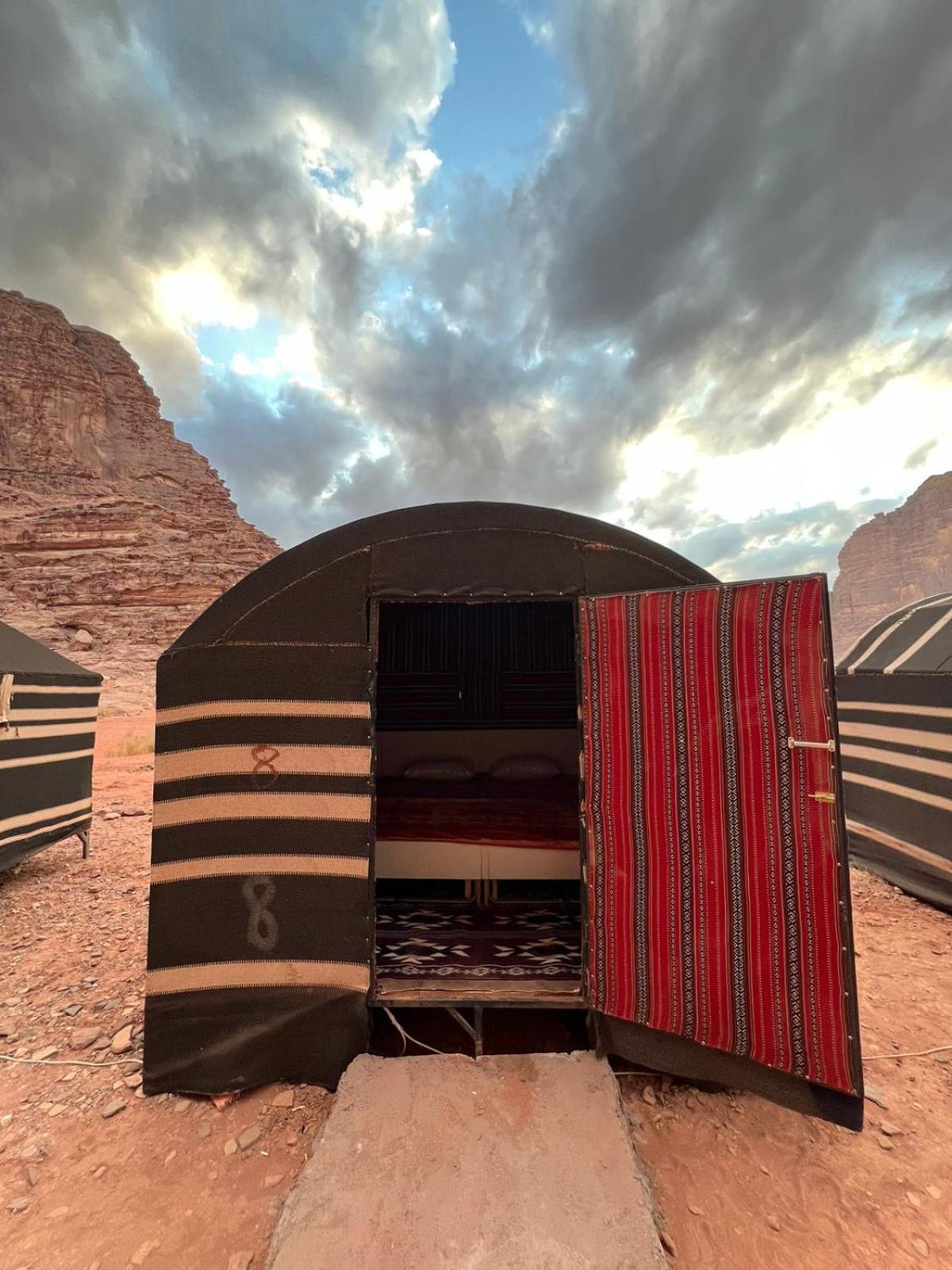 Desert Rock Camp Wadi Rum Exteriér fotografie